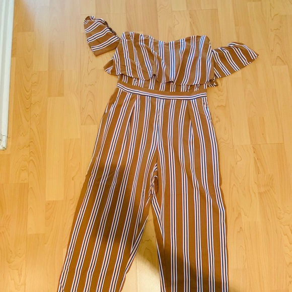 Jumpsuit - Picture 1 of 2